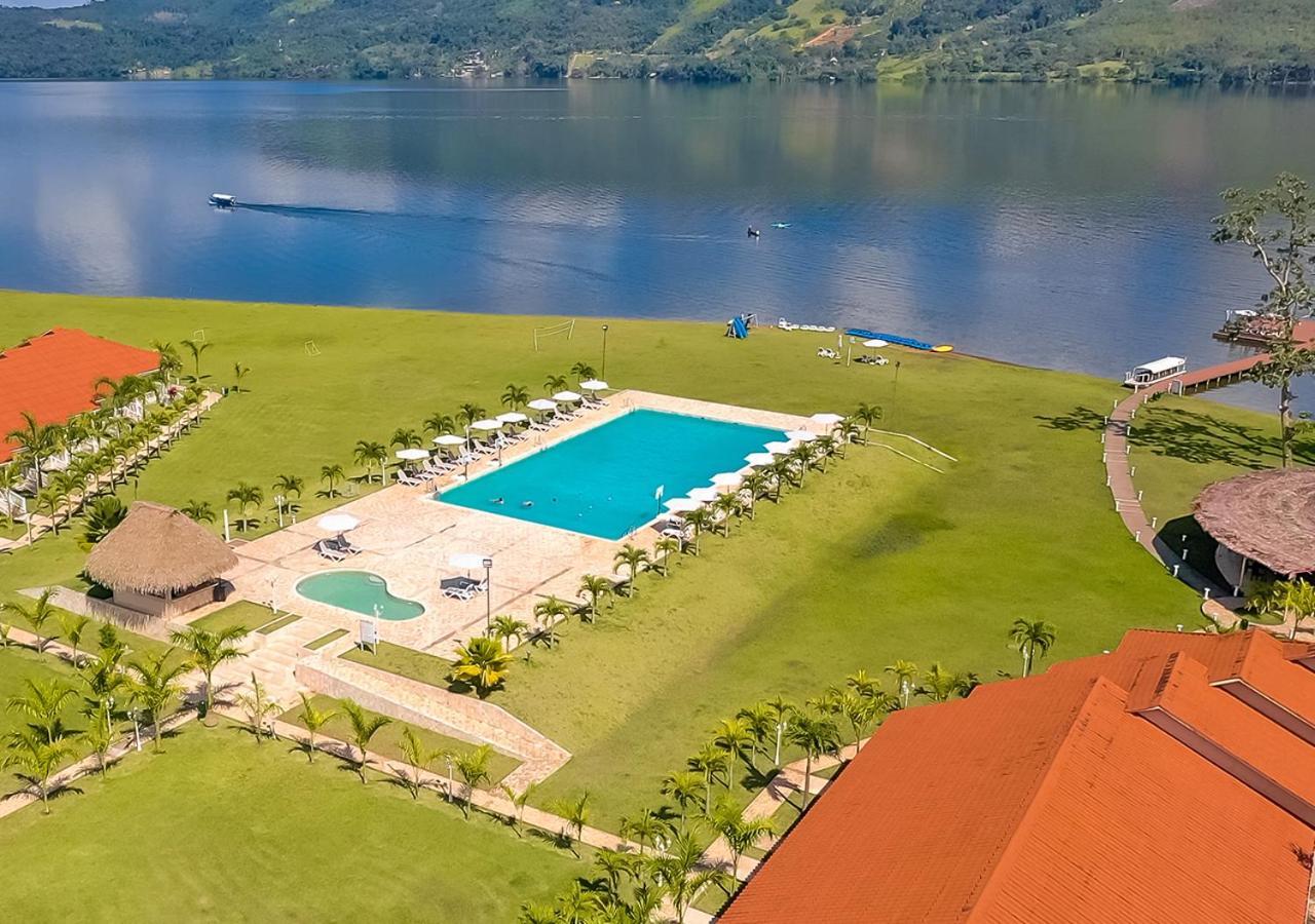 Bella Terra Laguna Azul Resort & Spa Sauce Luaran gambar