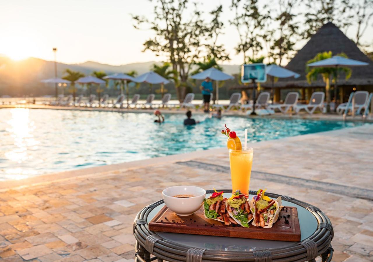 Bella Terra Laguna Azul Resort & Spa Sauce Luaran gambar